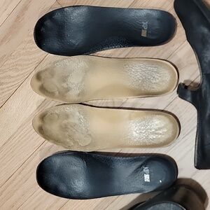 Well Loved Dansko Flight Attendant Cabin Crew Shoes